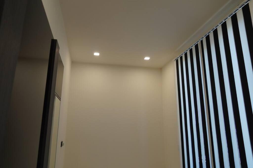 Lovely, Newly Remodeled Apartment In Yerevan! Екстериор снимка
