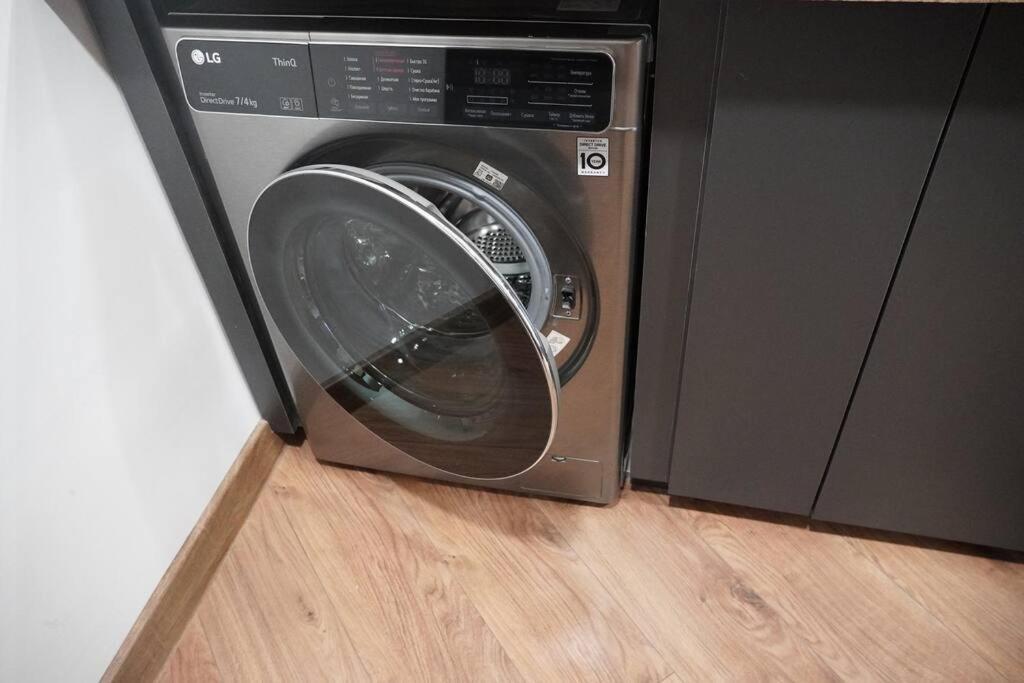 Lovely, Newly Remodeled Apartment In Yerevan! Екстериор снимка